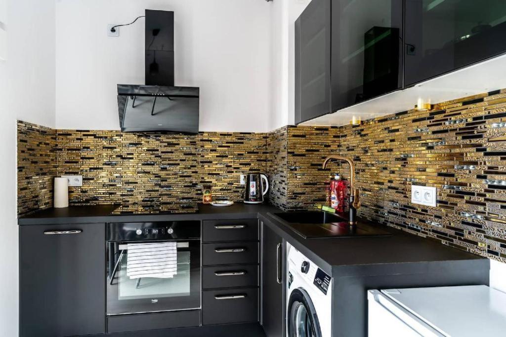 Oxygen Wronia - Browary Warszawskie - P&O Serviced Apartments Warsaw Exterior photo